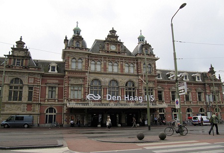 Железнодорожный вокзал в Гааге